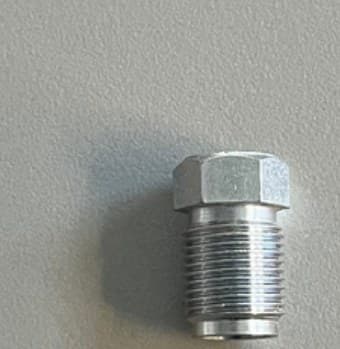 Ρακόρ αρσενικό σιδηροσωλήνα 10x1.25-3/16